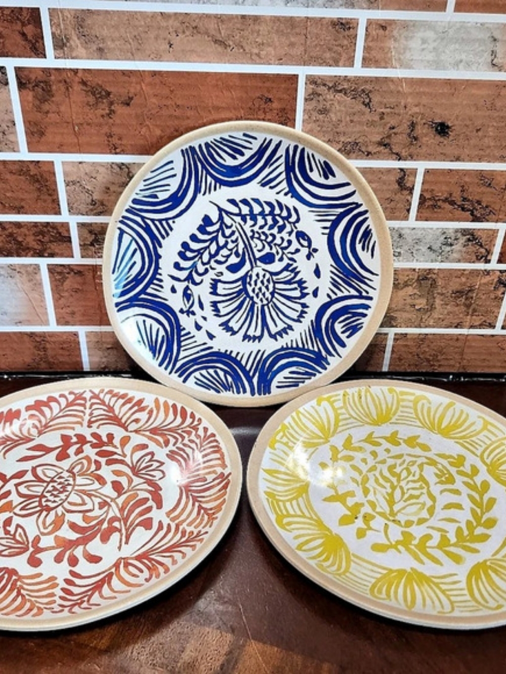 Threshold Floral Dinner Plates Set of 3 in Multicolor Like New